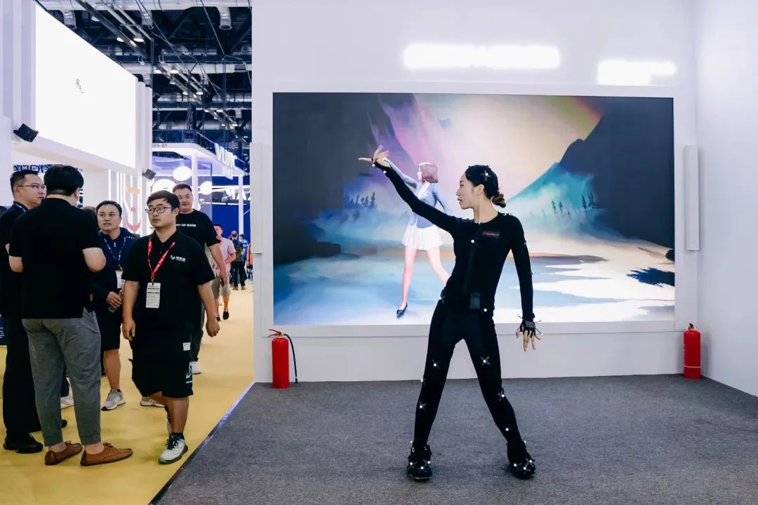 “AI+智能显示”引领未来 南宫NG·28新品InfoComm展大放异彩